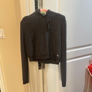 Alo Yoga super soft, hooded sweatshirt, cropped size medium